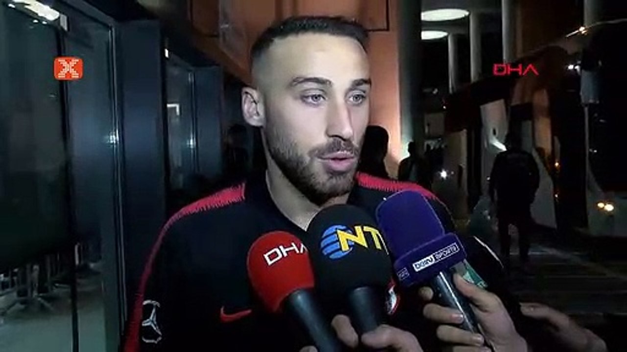 Cenk Tosun'dan Şenol Güneş ve Burak Yılmaz cevabı