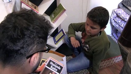 Kitap kurdu köy çocuklarının evine kütüphane - MARDİN