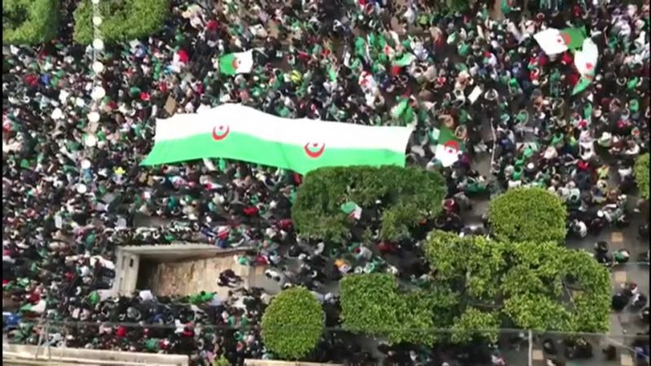 Rücktrittsforderung: fünfter protestfreitag in algerien
