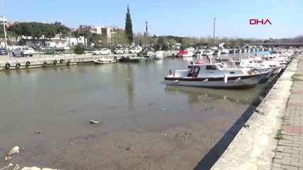 Çanakkale Sarıçay'da Sular Çekildi, Tekneler Karaya Oturdu