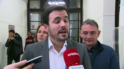 Garzón valora como una "buena noticia" la vuelta de Iglesias
