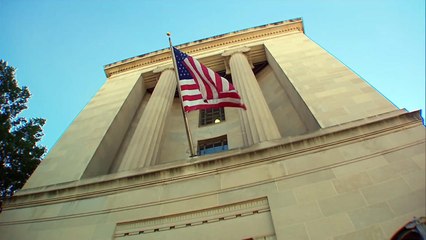 مولر يسلم تقريره لوزير العدل والديمقراطيون يطالبون بنشره