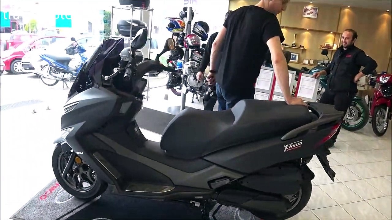 KYMCO X-TOWN 300cc scooter 2019 (under the seat)
