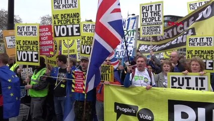 Dha Dış - İngiltere'de Dev "Brexit'i Halka Bırakın" Yürüyüşü