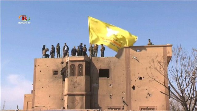 Celebrata la sconfitta dello Stato islamico nel sud-est della Siria