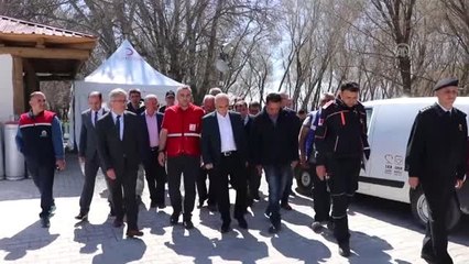 Vali Karahan: "Depremde Orta ve Ağır Hasar Gören 500'e Yakın Ev Var"