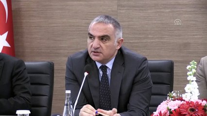 Bakan Ersoy: 'Son dakika golü yemeyelim. Son dakika golü atalım hep beraber' - ISPARTA