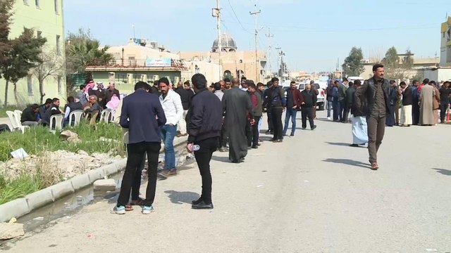 أهالي ضحايا عبّارة الموصل.. أيام من الانتظار لاستلام الجثث