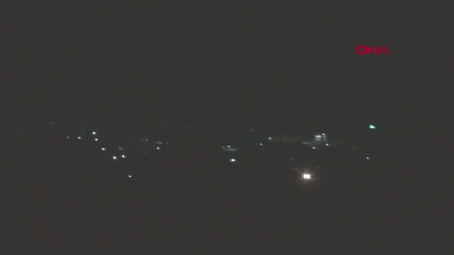 Mardin Suriye'de Kutlama Yapan Teröristler Ateş Açtı, Nusaybin'de Araca Mermi İsabet Etti