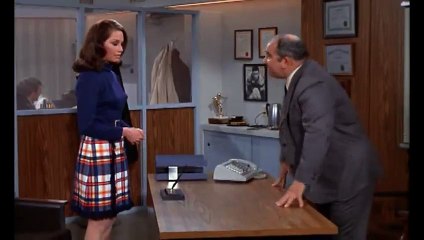 The Mary Tyler Moore Show - S 01 E 21 - The Boss Isn't Coming to Dinner
