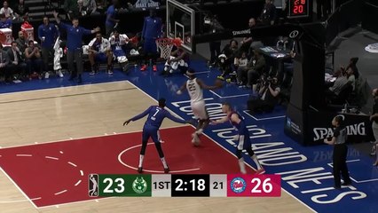 Dzanan Musa attacks the rim!