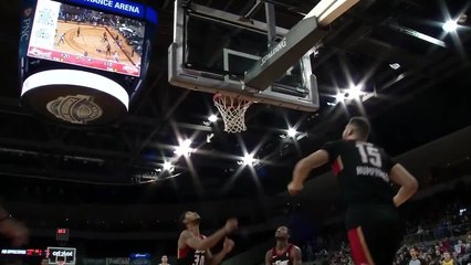 Billy Garrett with one of the day's best plays!