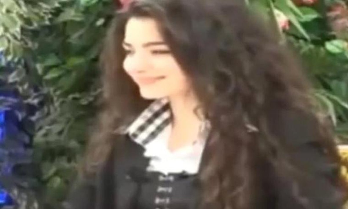 Oyuncu Melisa Aslı Pamuk'un Adnan Oktar'ın programına konuk olduğu video sosyal medyada gündem oldu