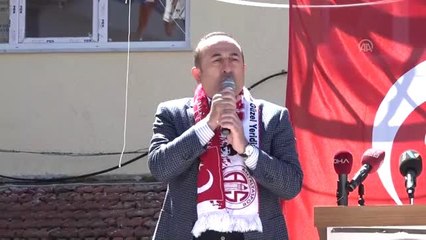 Bakan Çavuşoğlu: "Hangi Güç Sizi Bir Araya Getirdi, Neden Boyun Eğdiniz?"