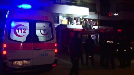 Konya’da Marketin Asma Tavanı Çöktü: 2 Kişi Yaralandı