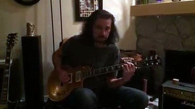 Bruce Kulick with a 2010 ESP LTD EC-1000 in Gold