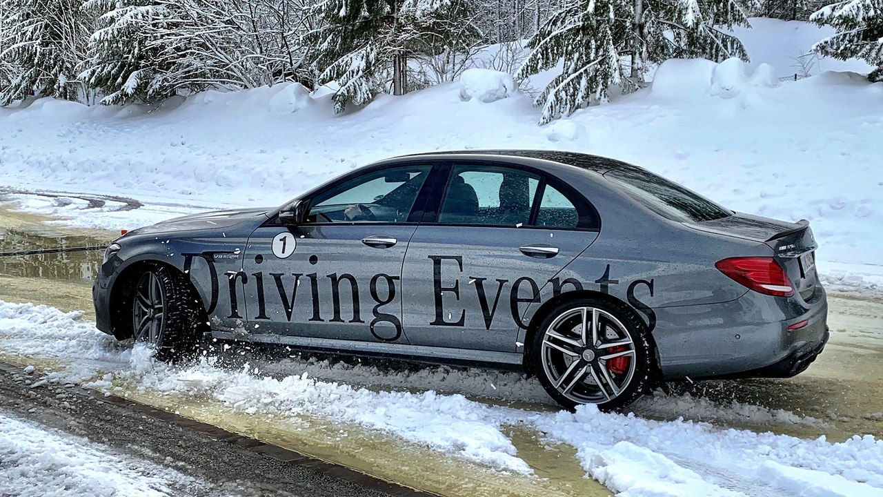 Sports drift training - das mercedes-benz driving event in saalfelden