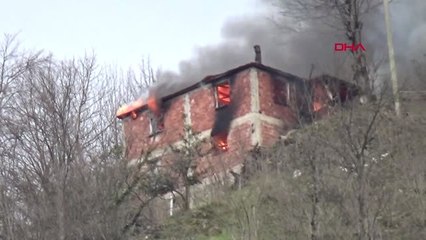 Ordu'da 2 Katlı Evde Yangın Paniği
