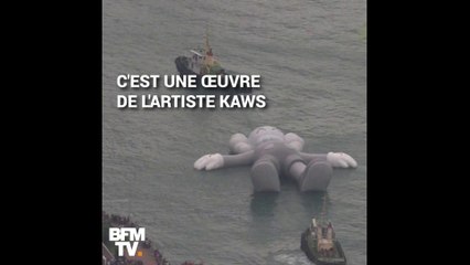 Une sculpture géante a fait son apparition dans la baie de Hong Kong