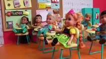 L'ÉCOLE ! Elsa & Anna les tout – petits- le Chant - l'Alphabet - les problèmes de Mathématiques - professeur de Barbie