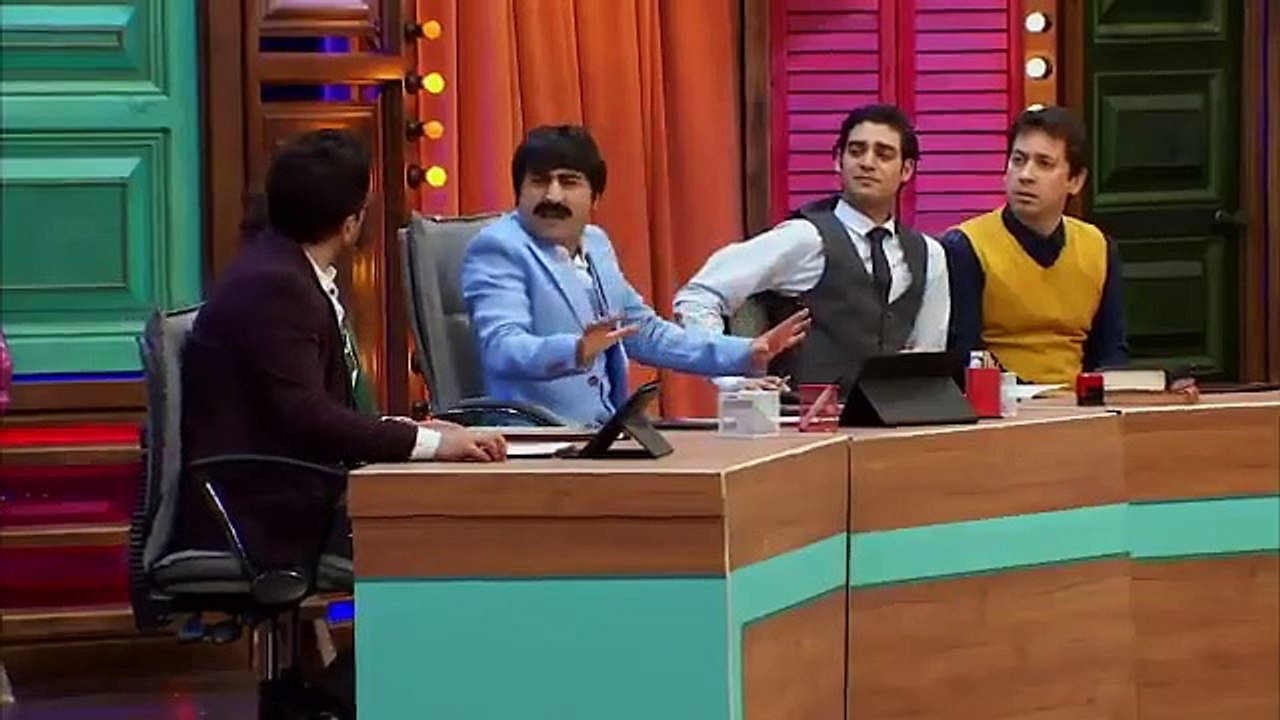 Güldür Güldür Show'da medya eleştirisi