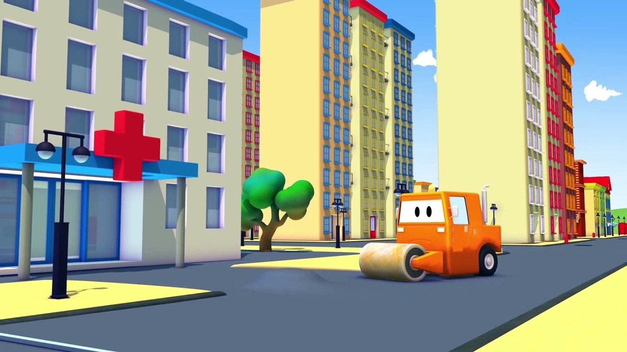 Tom El Camión de Remolque con su amigo Steve la Apisonadora | Camiones de dibujos animados para los niños