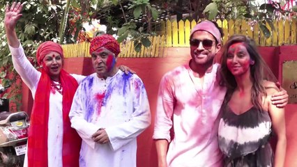 Lovebirds Farhan Akhtar & Shibani Dandekar TOGETHER Celebrate Holi
