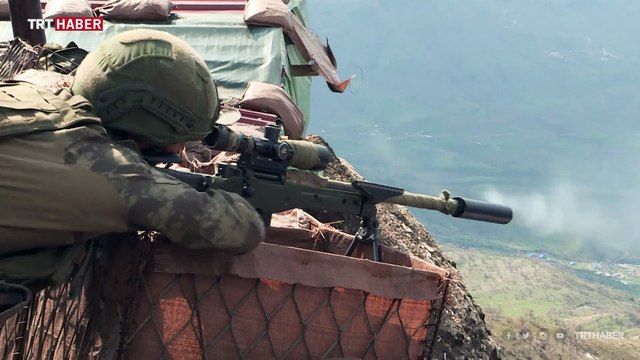 Mehmetçik Irak'ın kuzeyindeki Kevet Tepe'de kahramanlık destanı yazdı