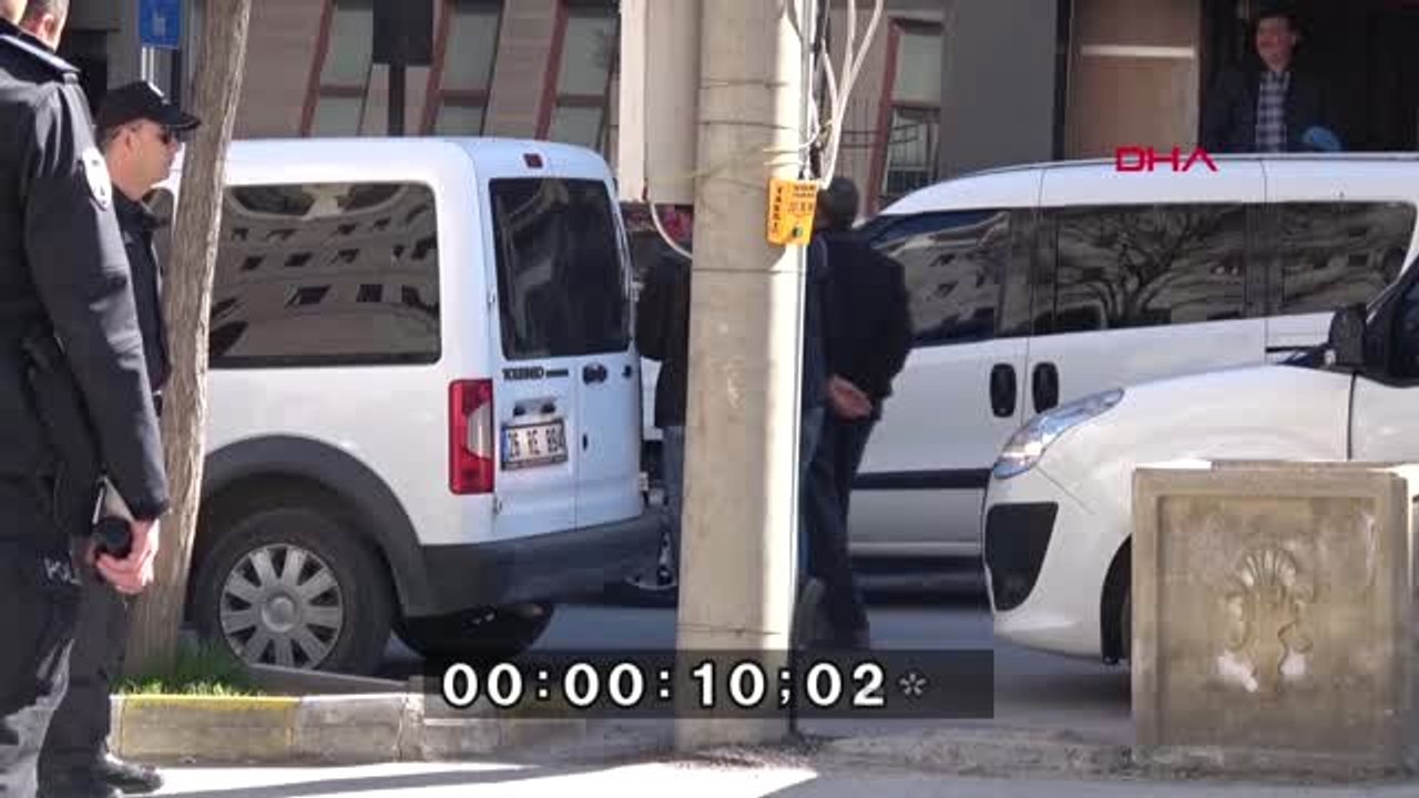 Eskişehir'de Gözaltına Alınan 4 Hdp'li Adliyeye Sevk Edildi