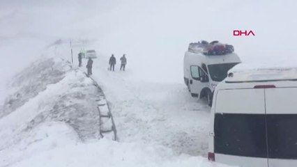 Van-Hakkari Karayolunda Çığ Düştü İhbarı-4