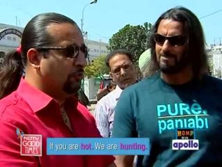 Rocky and Mayur taste Amritsari kulcha