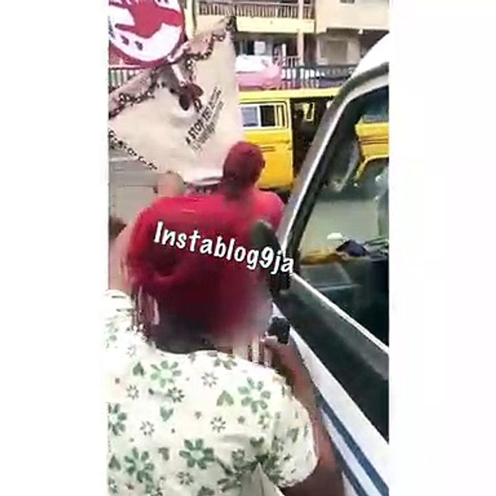 Sense Or Nonsense?? Lady Strips Naked To Protest Against Ritual Killings In Lagos (Watch Video)