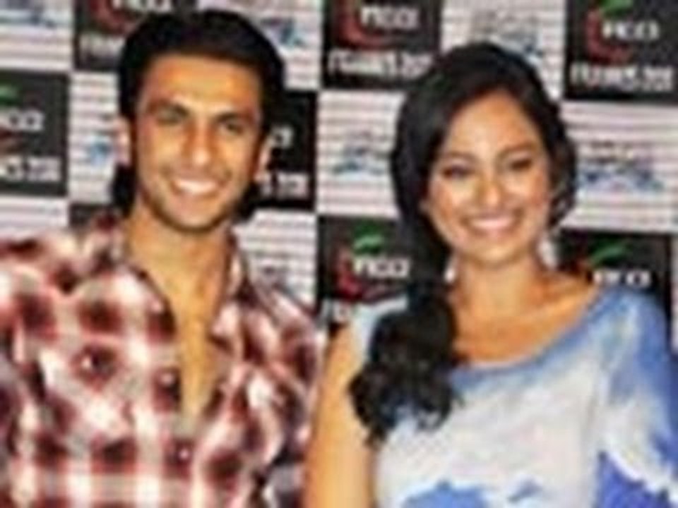 Why Sonakshi won't date Ranveer