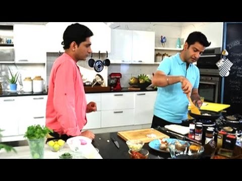 My Yellow Table: Scrumptious recipes of pickled prawns and Malabar paranthas