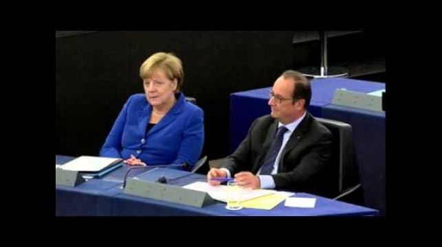 On a recréé la passe d'armes entre François Hollande et Marine Le Pen à Strasbourg