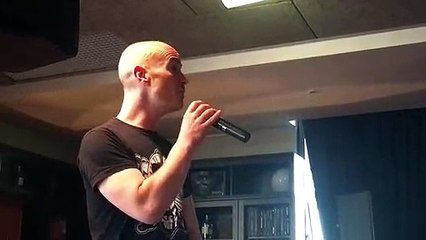 Face aux lecteurs à Aix : Aldebert, chanteur star des familles, rencontre ses petits fans