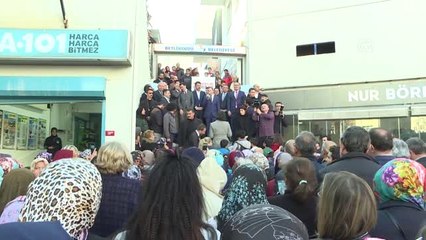 Bakan Kurum, Gürpınar'da Vatandaşlarla Buluştu