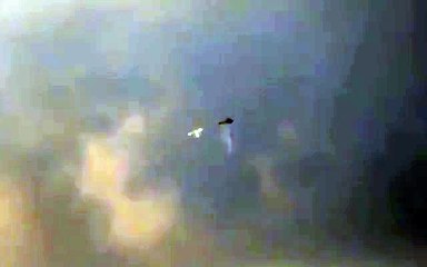 لحظة قصف مروحيات جيش الاحتلال لقطاع غزة