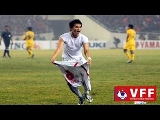 Bàn thắng lịch sử của Lê Công Vinh tại AFF Cup 2008