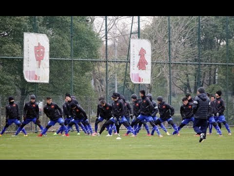 U23 Việt Nam đã đến Côn Sơn (TQ) và chốt danh sách 23 cầu thủ tham dự VCK U23 Châu Á 2018