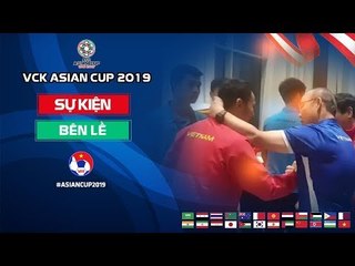 Thầy Park động viên từng cầu thủ sau trận đấu đầy quả cảm trước người Nhật | VFF Channel