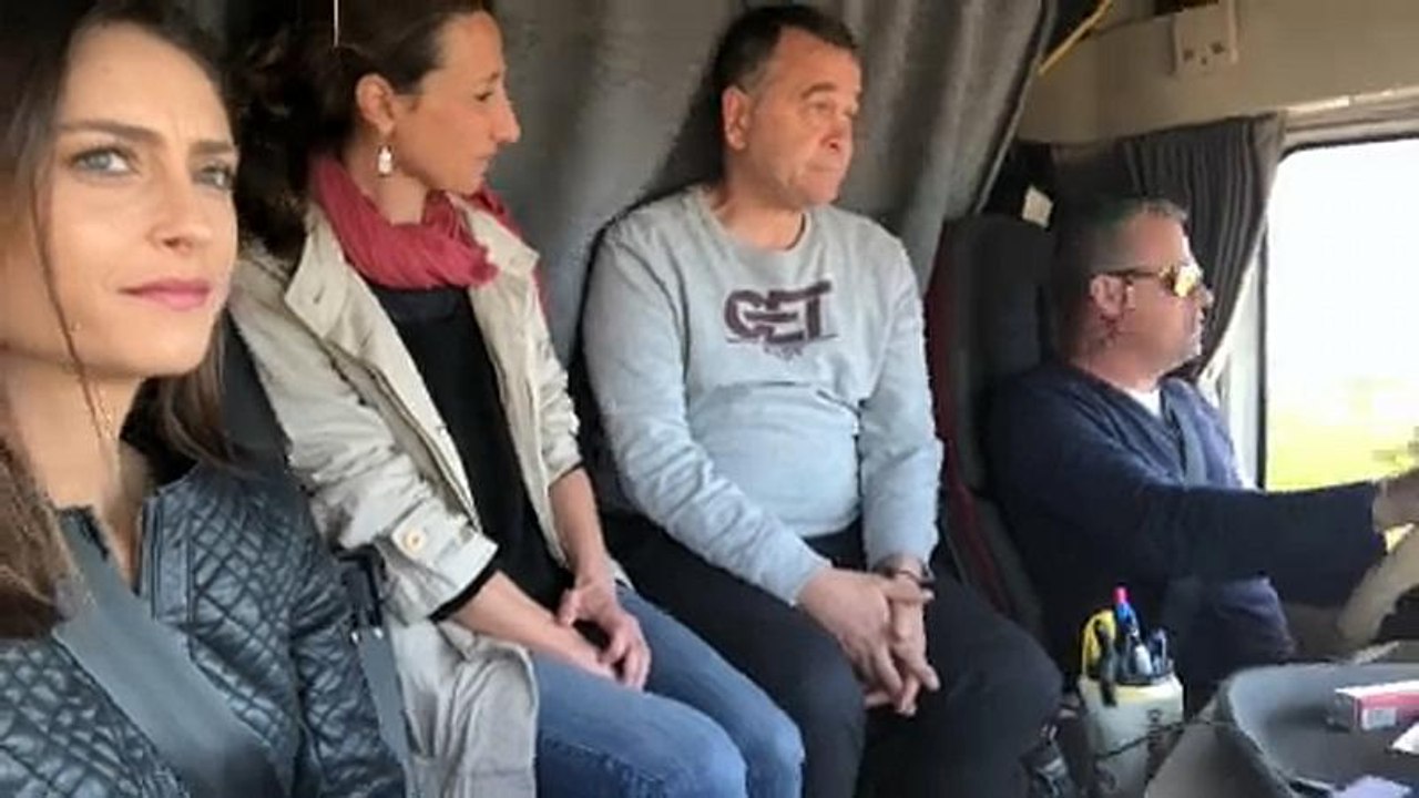 #EUroadtrip mit LKW-Fahrern: Geringe Löhne und Überstunden