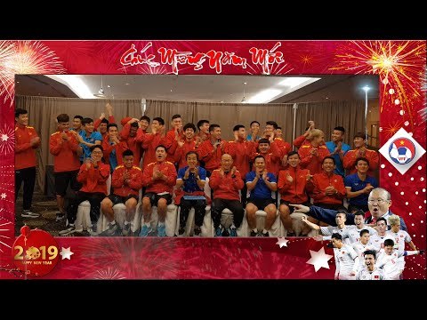 Thầy trò HLV Park Hang-seo gửi lời chúc mừng năm mới 2019 tới toàn thể người hâm mộ Việt Nam