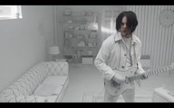 JACK WHITE - OVER AND OVER