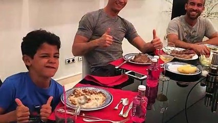 Cristiano Ronaldo'nun Hayatından Bir Gün.
