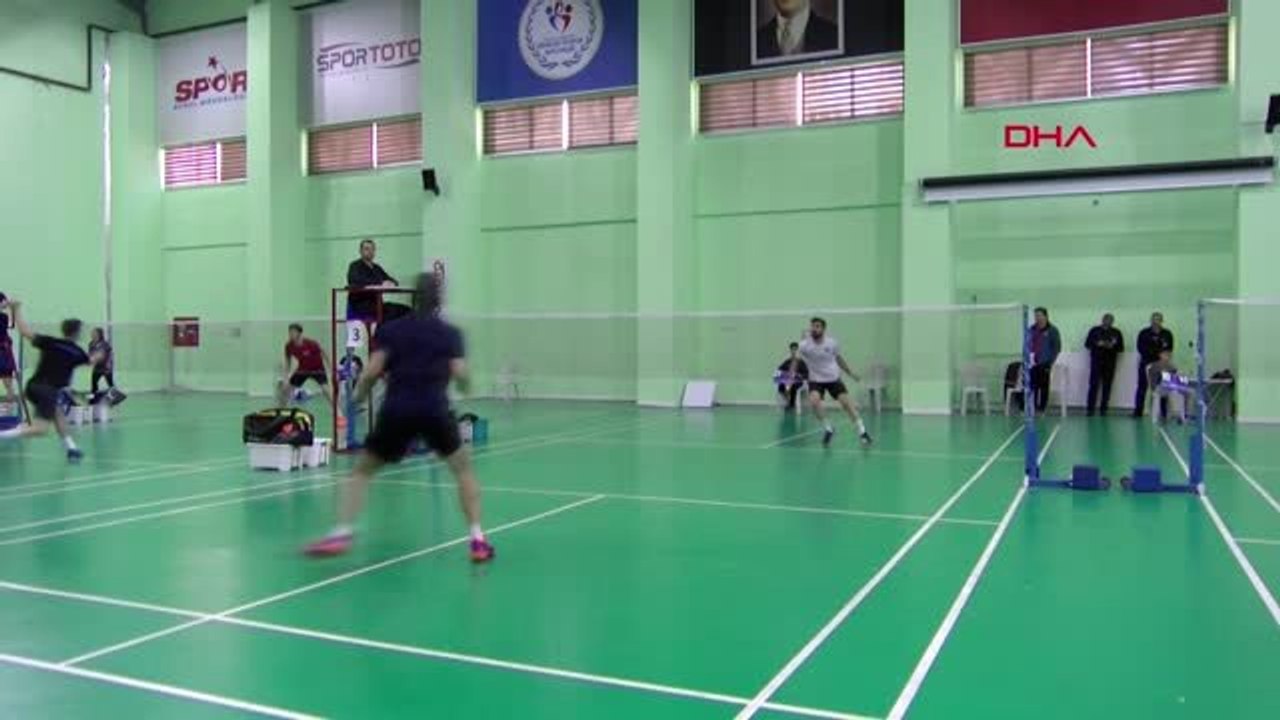 Spor Milli Badmintoncu Özge Bayrak Hedefim 2020...