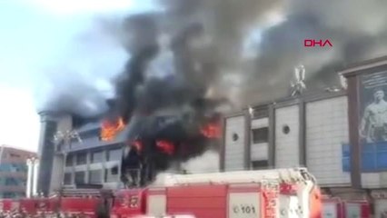 Dha Dış ? Bakü'de Alışveriş Merkezinde Yangın