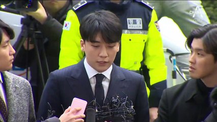 승리 5번째 소환…유치장서 만화책 보는 정준영