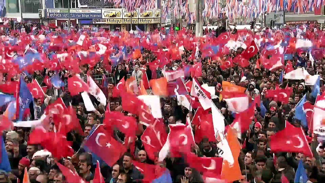 Cumhurbaşkanı Erdoğan: 'Türkiye’nin bugüne kadar yaşadığı sıkıntılara yol açanlar 31 Mart’ta karşımıza çıkan o ittifakı kuranlardır' - VAN