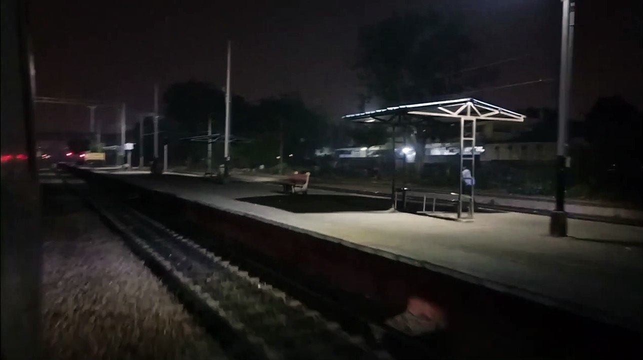 Okhla to Tughlakabad EMU Night View